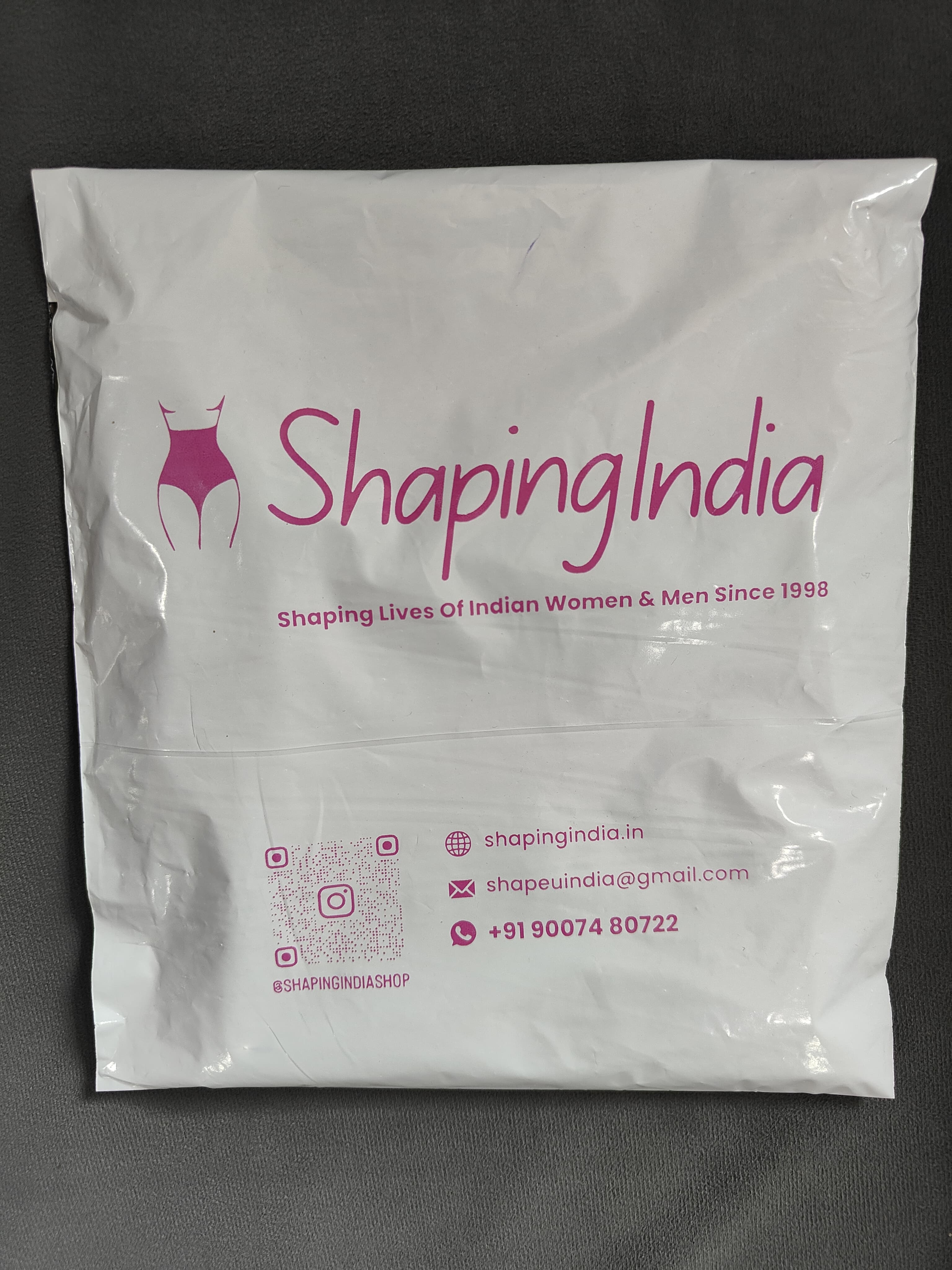 Adhesive Strapless Bra